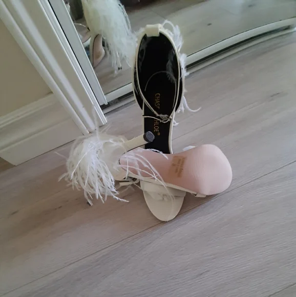 Sandals - Picture 2 of 5